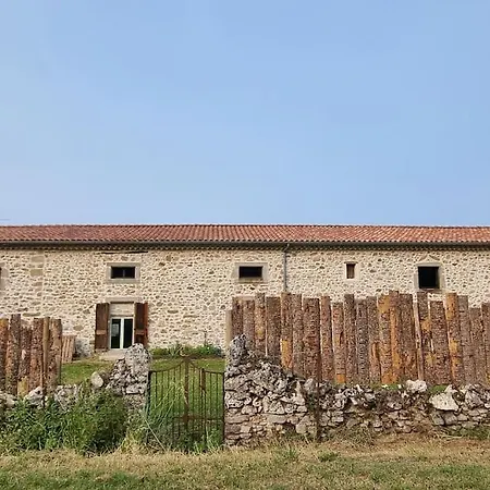 Métairie Du Château