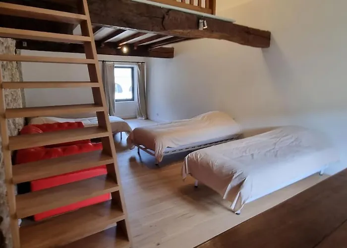 Дом отдыха Metairie Du Chateau L L Piscine Aussillon